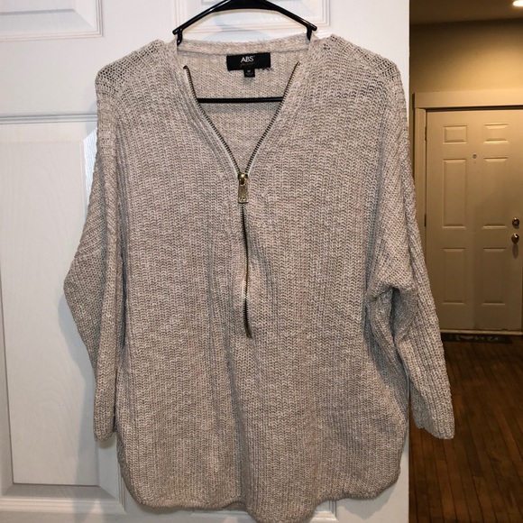 Knit sweater - Picture 2 of 6